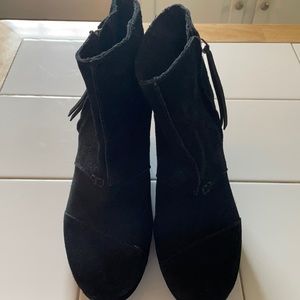 Toms Black Suede Bootie size 7